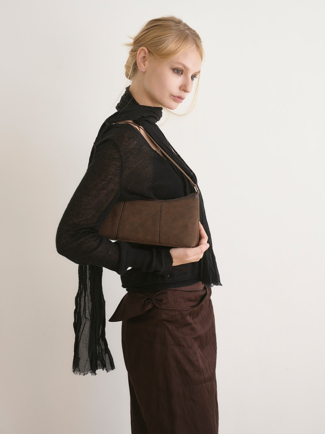 RV-004 Contour Shoulder_Suede Darkbrown