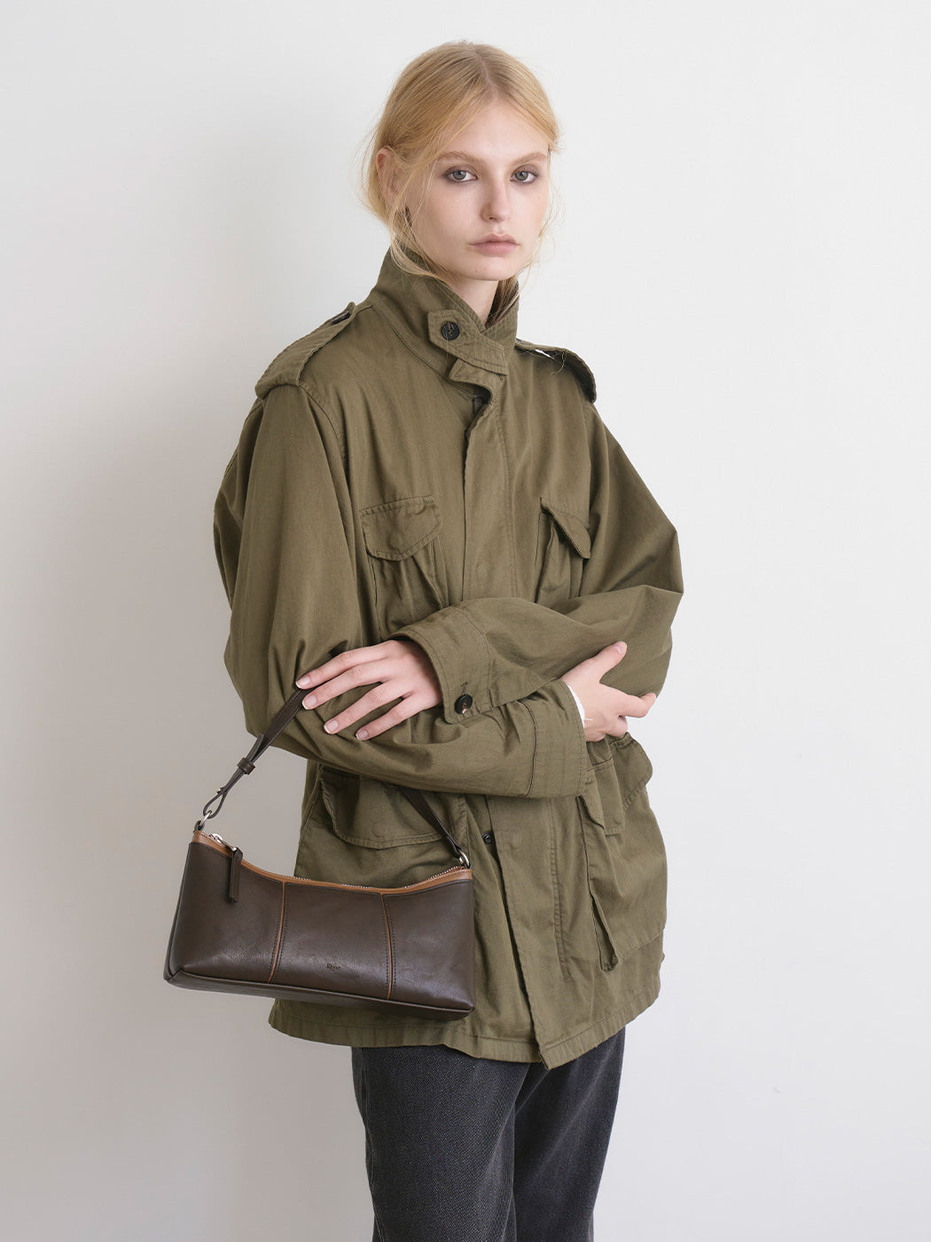 RV-004 Contour Shoulder_Darkbrown