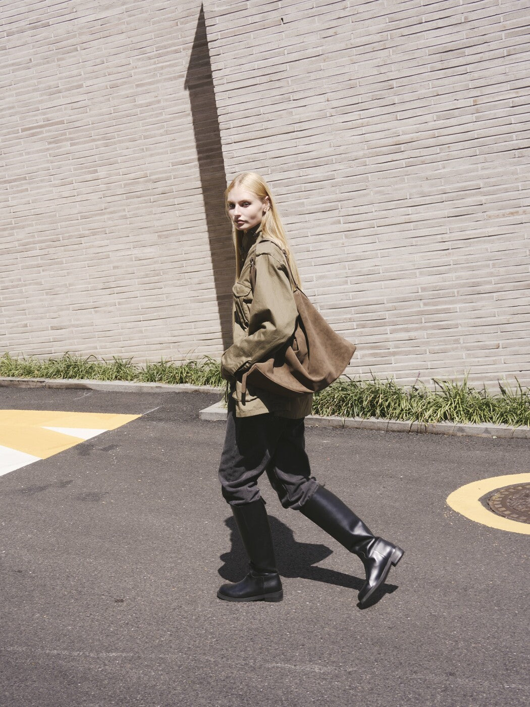 RV-001 Core Shoulder_Washed Darkbrown