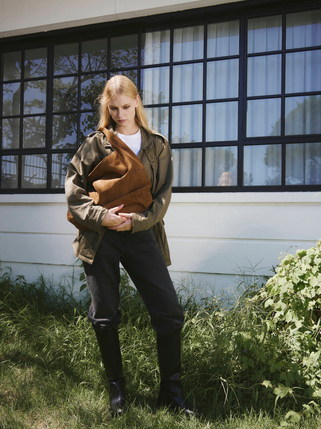 RV-002 Easy Hobo_Suede Camel