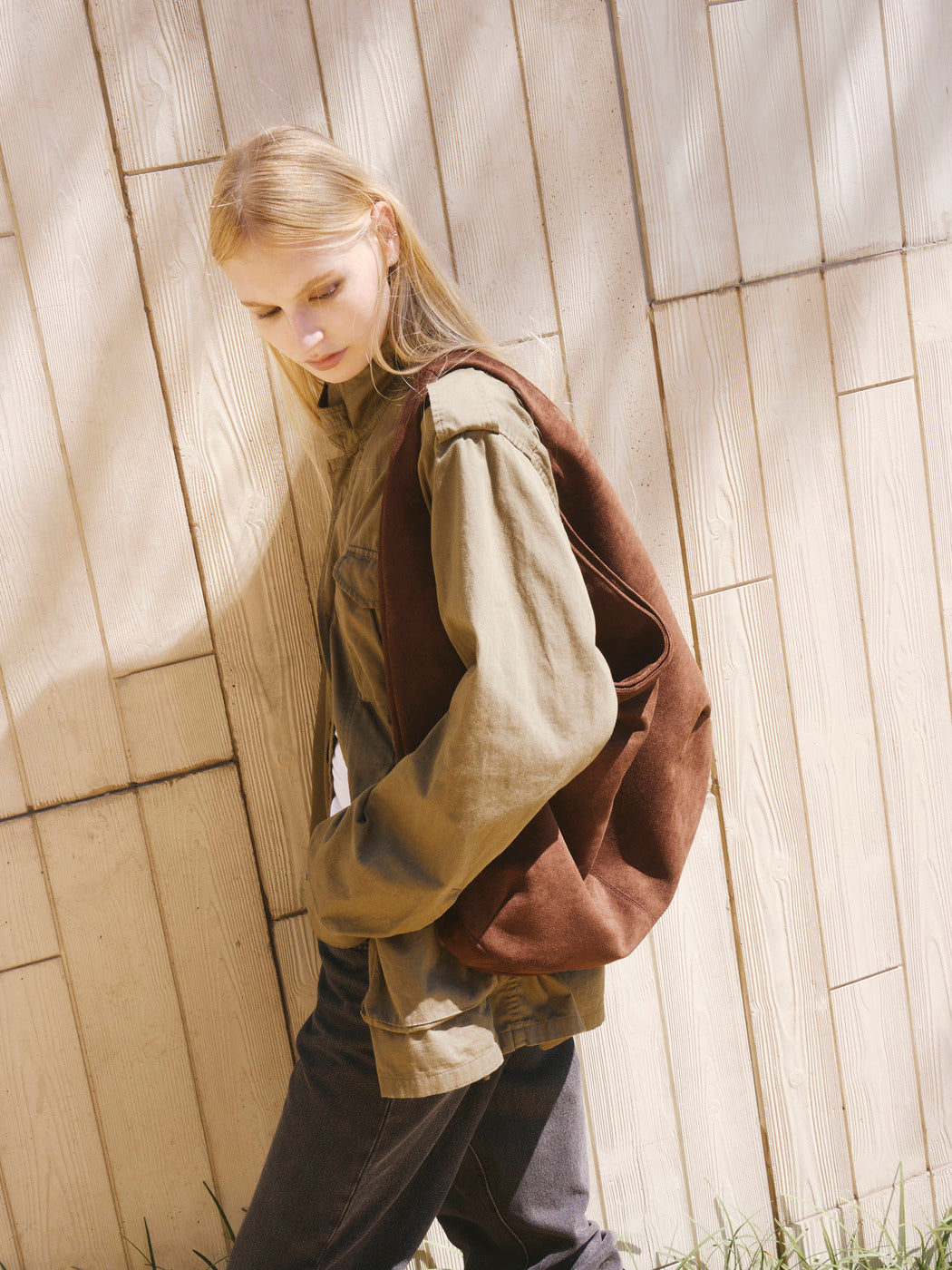 RV-002 Easy Hobo_Suede Camel